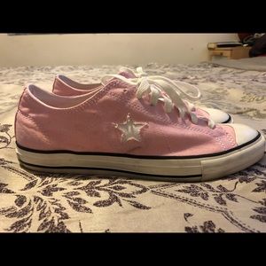 Women’s Used Pink Converse